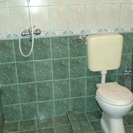 Pensión Kyshta Za Gosti Pri Krystyo I Vanya Ravda