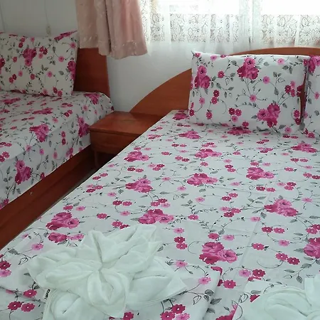 Pensión Kyshta Za Gosti Pri Krystyo I Vanya Ravda